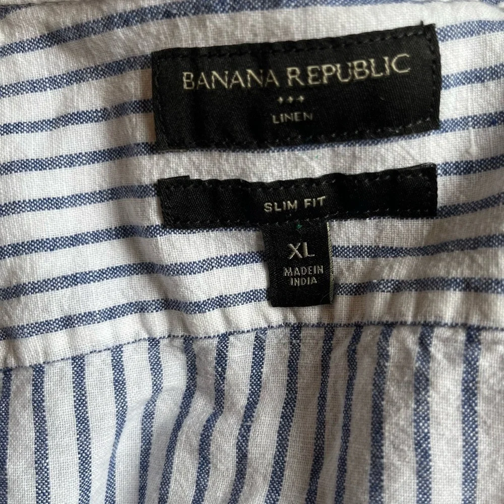 Banana Republic Slim Fit Mens XL White & Blue Striped Linen Casual Preppy Shirt